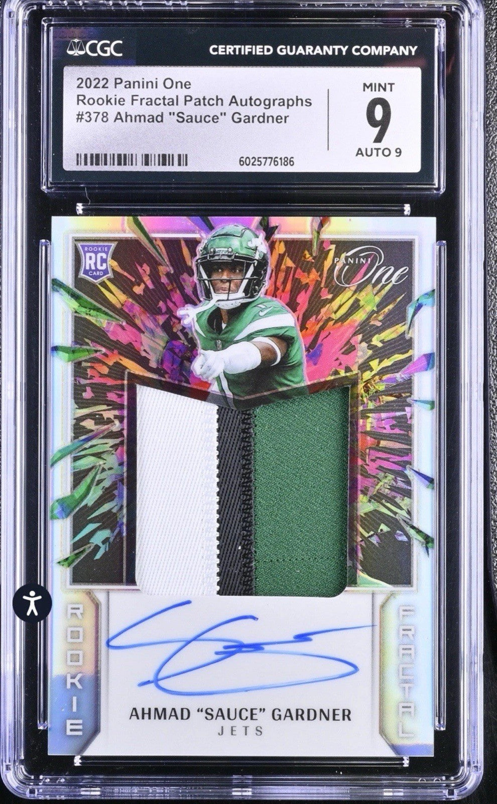 2022 Panini One Rookie Fractal Patch Autographs #378 Ahmad "Sauce" Gardner