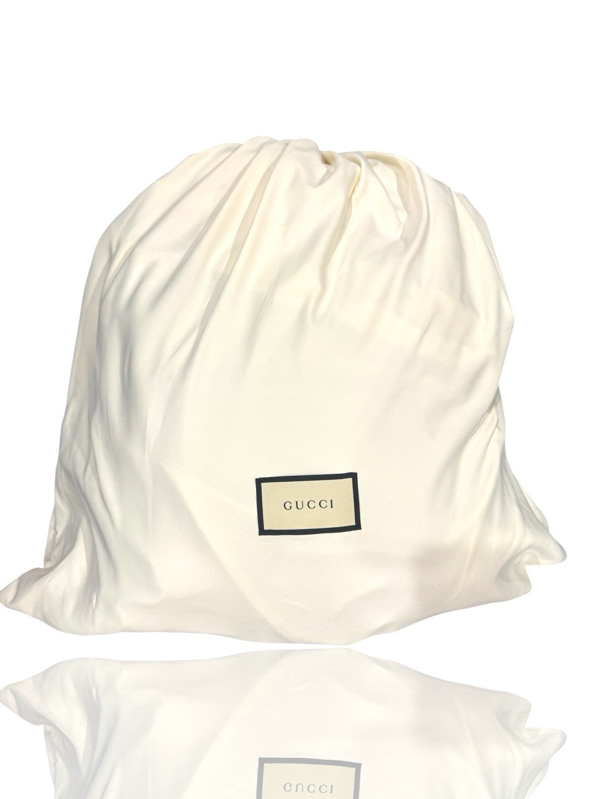 💎 Gucci Backpack Vintage Logo Black~ NEW W/ TAGS & DUSTBAG~ SHOOT OFFER💨