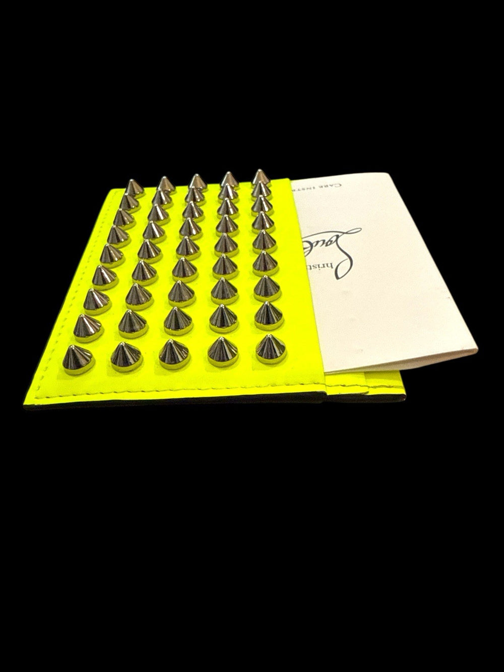 💎 NEW RARE CHRISTIAN LOUBOUTIN KIOS Grained Leather Spikes Card Holder Yellow💨