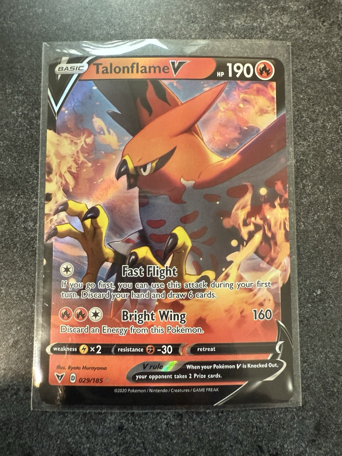Talonflame V 029/185 Swsh04: Vivid Voltage Holo